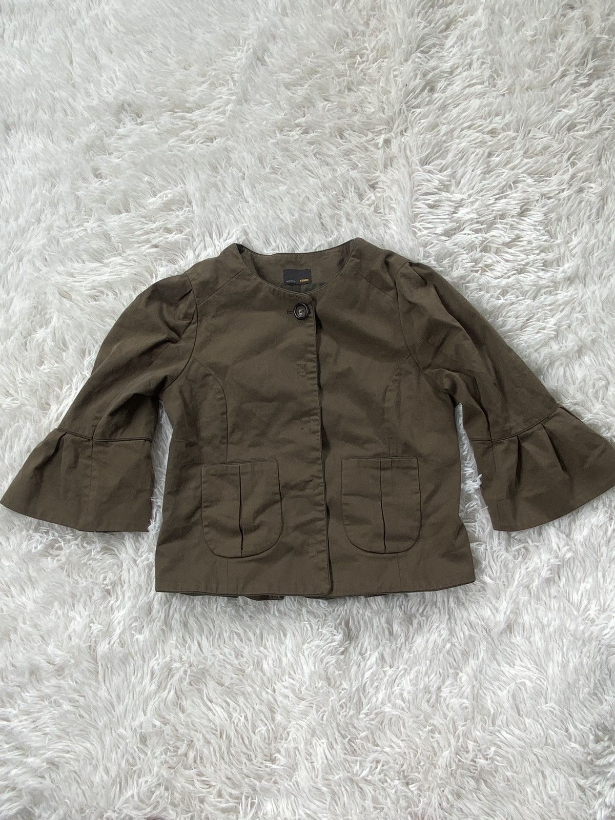 Fendi 🔥BINDING NOW🔥 Fendi women blazer jacket Size XS / US 0-2 / IT 36-38 - 1 Thumbnail