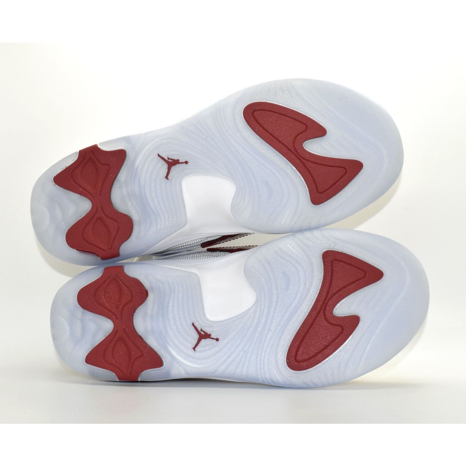Nike NIKE JORDAN MAX AURA 7 GS White Gym Red Black Shoes 6.5Y Size US 6.5 / EU 39-40 - 7 Thumbnail