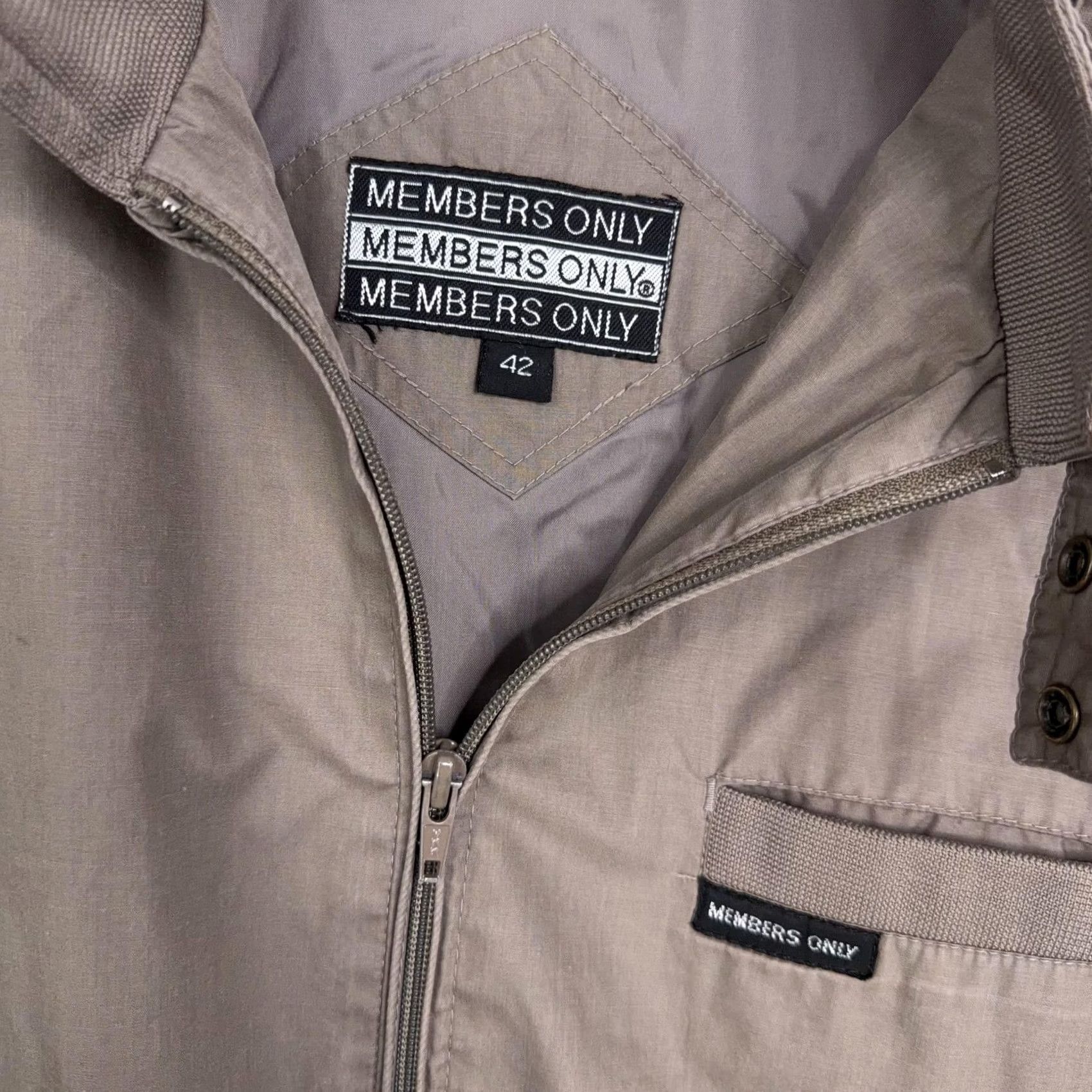 Members Only VINTAGE Members Only Jacket Mens 42 Beige Windbreaker Bomber Cafe Racer Size US XS / EU 42 / 0 - 2 Thumbnail