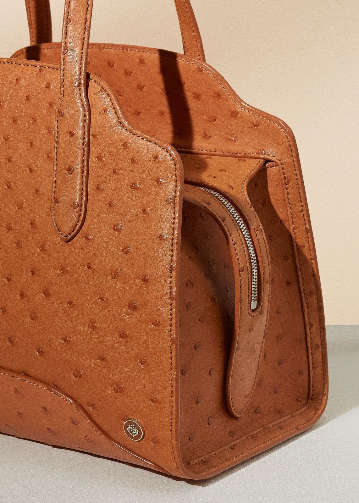 Loro Piana o1srvl11e0924 Size: / OS Medium Sesia Bag in Brown Size ONE SIZE - 4 Thumbnail