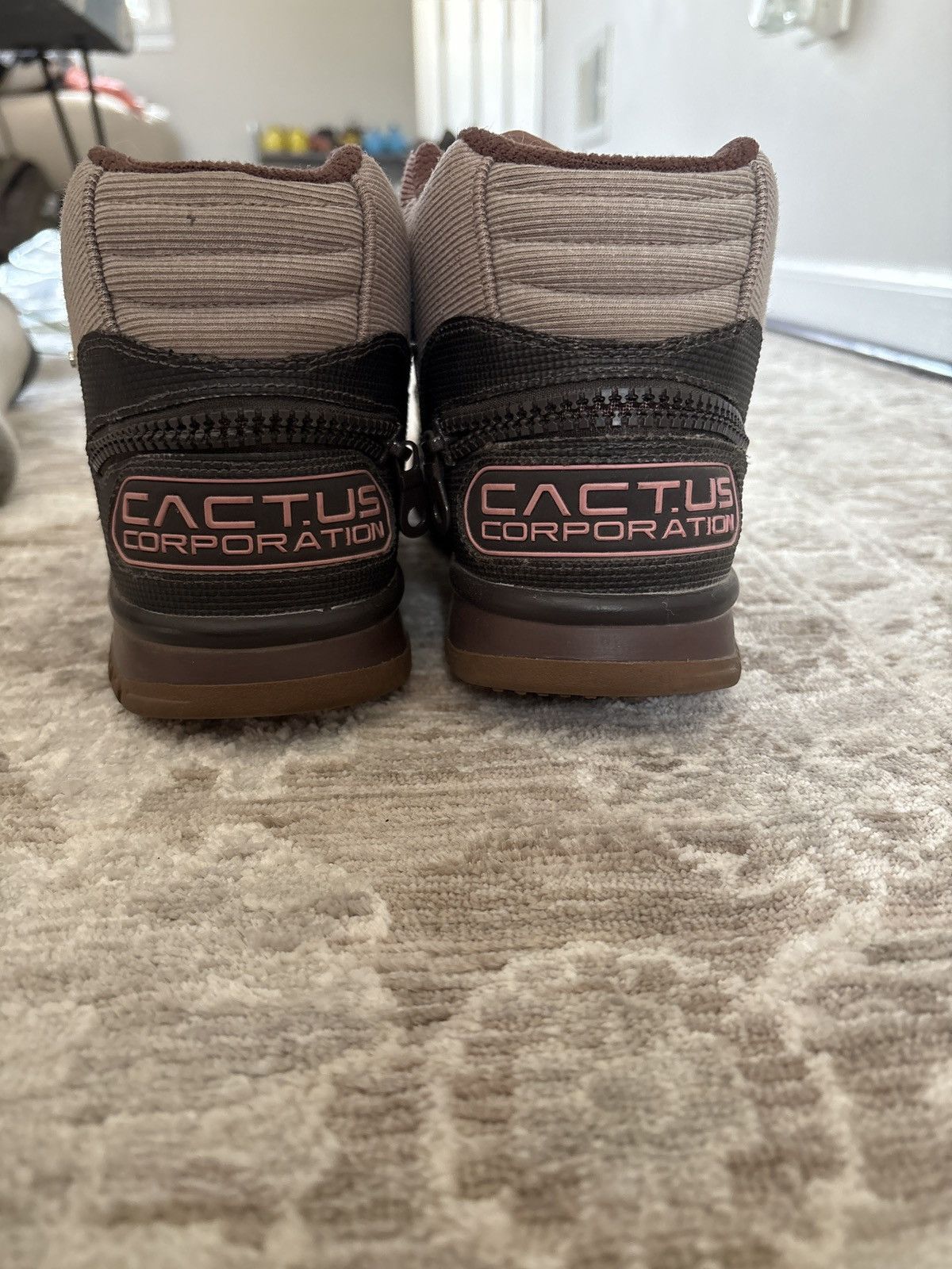 Travis Scott Nike Travis Scott x Air Trainer 1 SP “Wheat” Size US 10.5 / EU 43-44 - 4 Thumbnail