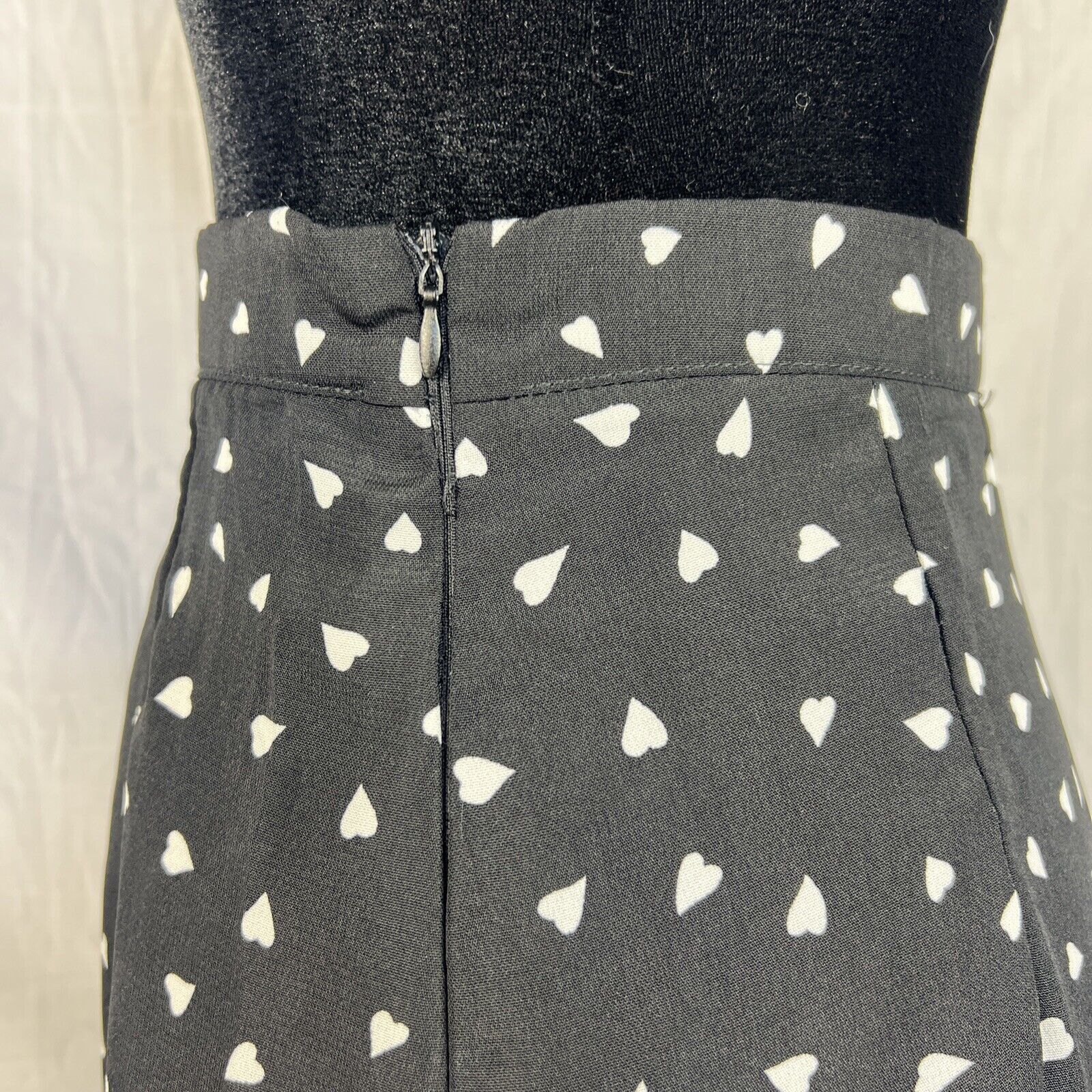 Nasty Gal Nasty Gal Black Asymmetrical Skirt Size 6 White Hearts Size 28" / US 6 / IT 42 - 6 Thumbnail