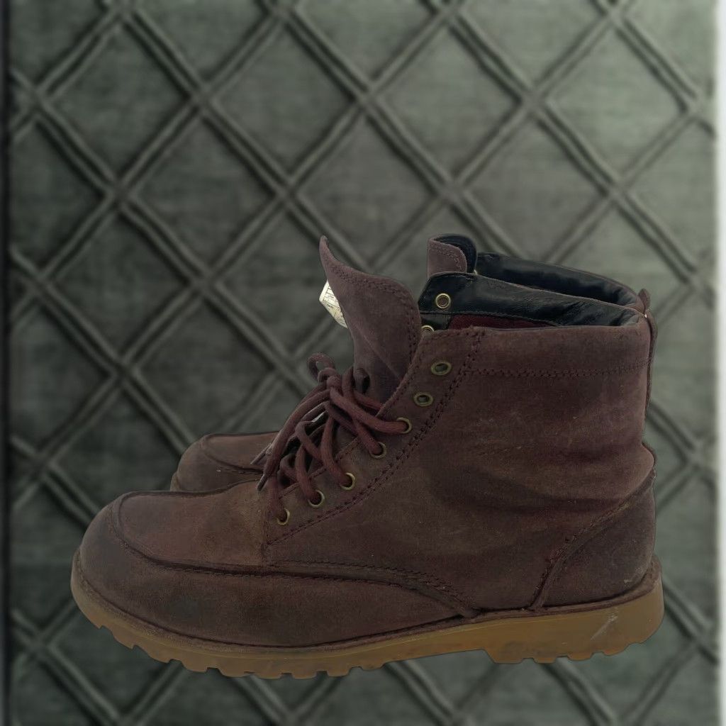 UGG Australia Fallbrook Oiled Leather Casual Chukka Boots Red Mens Size 11 UGG Australia Fallbrook Oiled Leather Casual Chukka Boots  main image 2