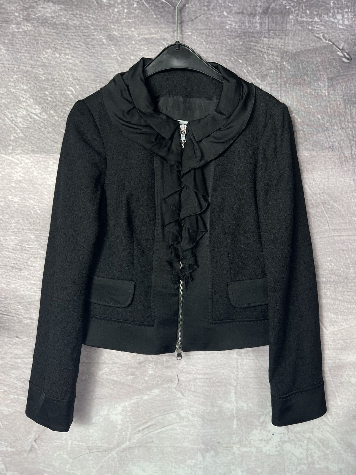 Moschino Moschino Chip And Chic Wool Cropped Zip Blazer Jacket Size M / US 6-8 / IT 42-44 - 1 Thumbnail