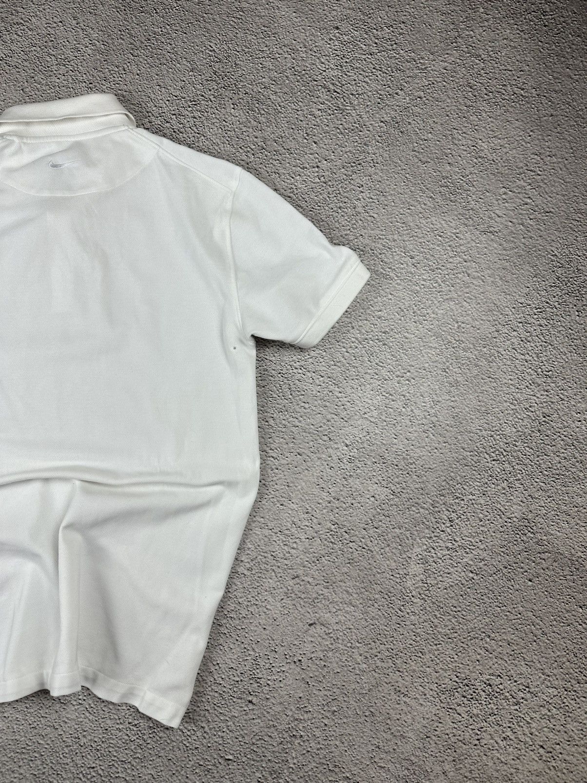 Nike Vintage Nike Court Polo Dri-Fit Golf Y2K Logo SK8 Style Size US S / EU 44-46 / 1 - 9 Thumbnail