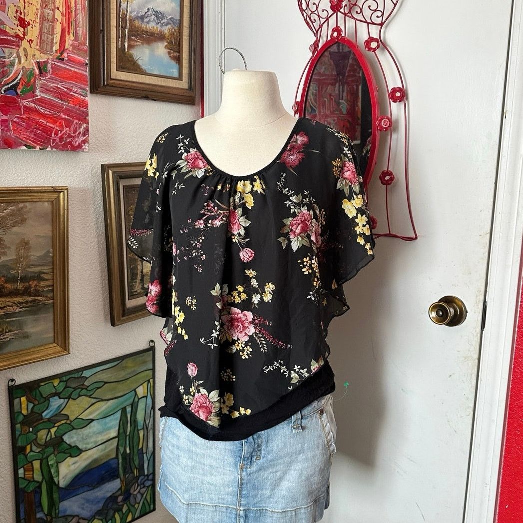 Other naif red yellow black sheer floral short sleeve blouse Size M / US 6-8 / IT 42-44 - 1 Thumbnail