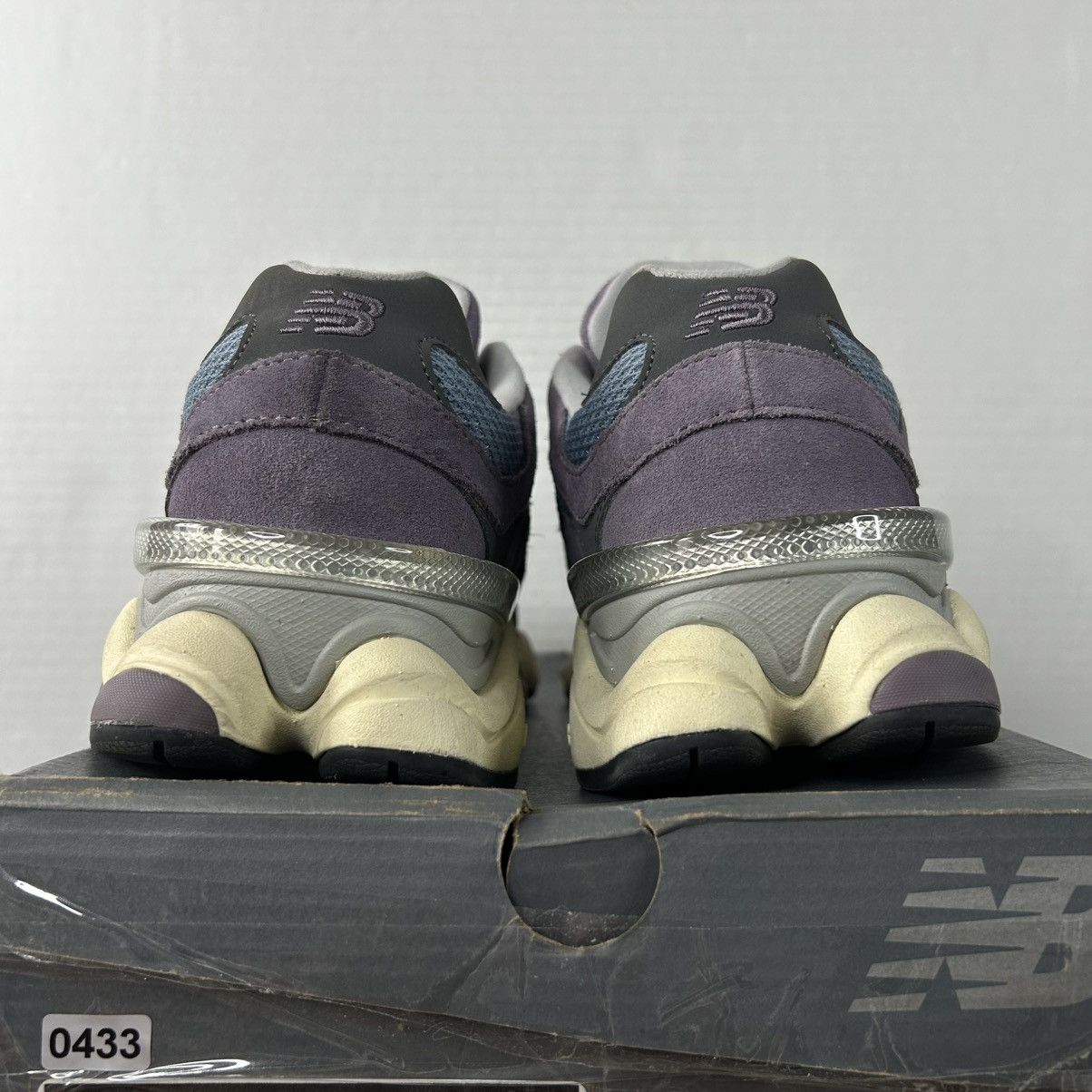 New Balance New Balance 9060 Shadow Purple Men8/Women9.5 Size US 9.5 / IT 39.5 - 3 Thumbnail