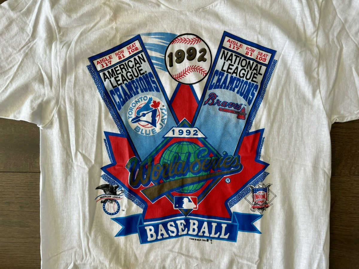 MLB × Vintage Toronto Blue Jays World Series 1992 White Vintage T-Shirt Size US XL / EU 56 / 4 - 2 Thumbnail