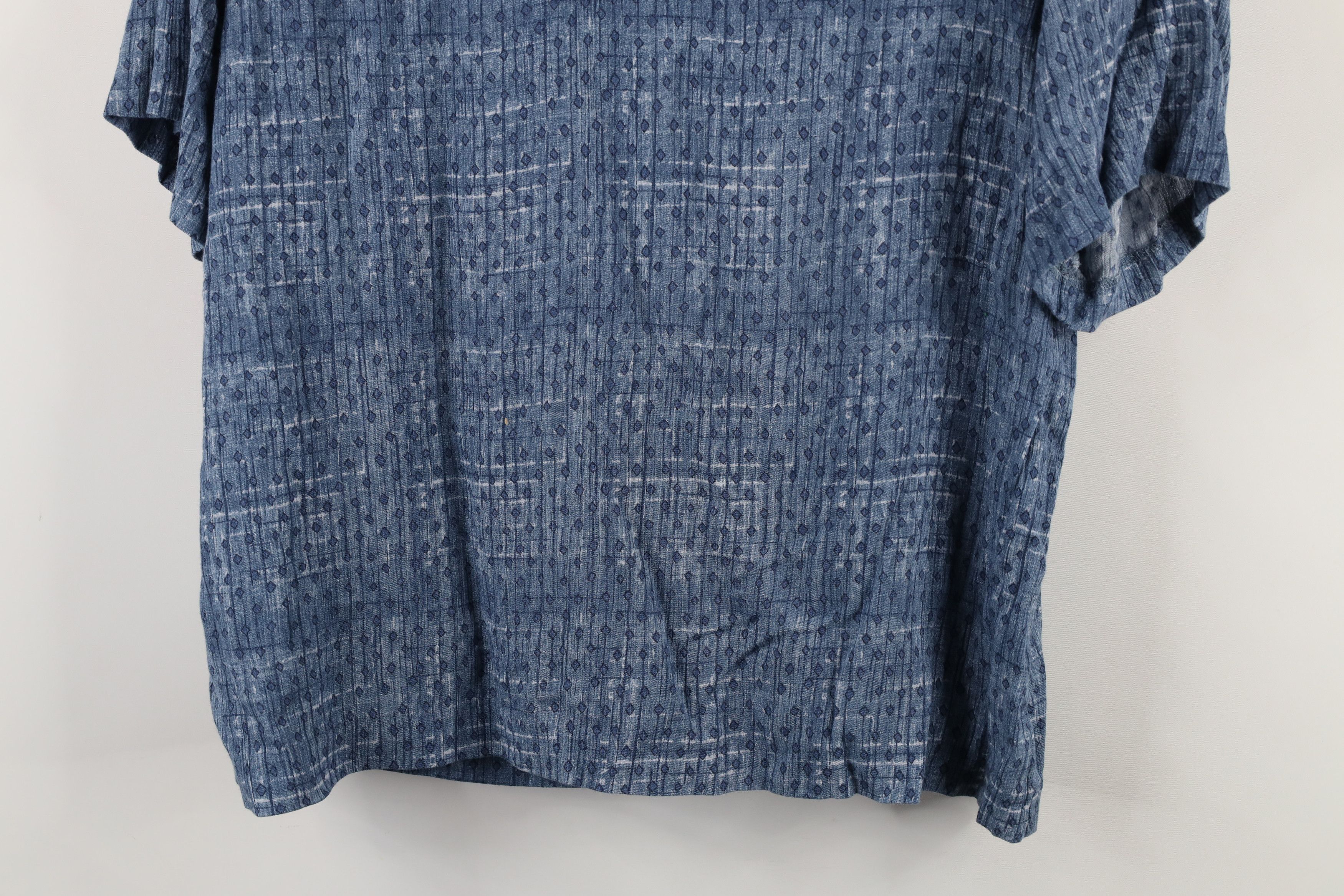 Vintage Vintage 90s Streetwear Diamond Rayon Pullover T-Shirt USA Size L / US 10 / IT 46 - 3 Thumbnail