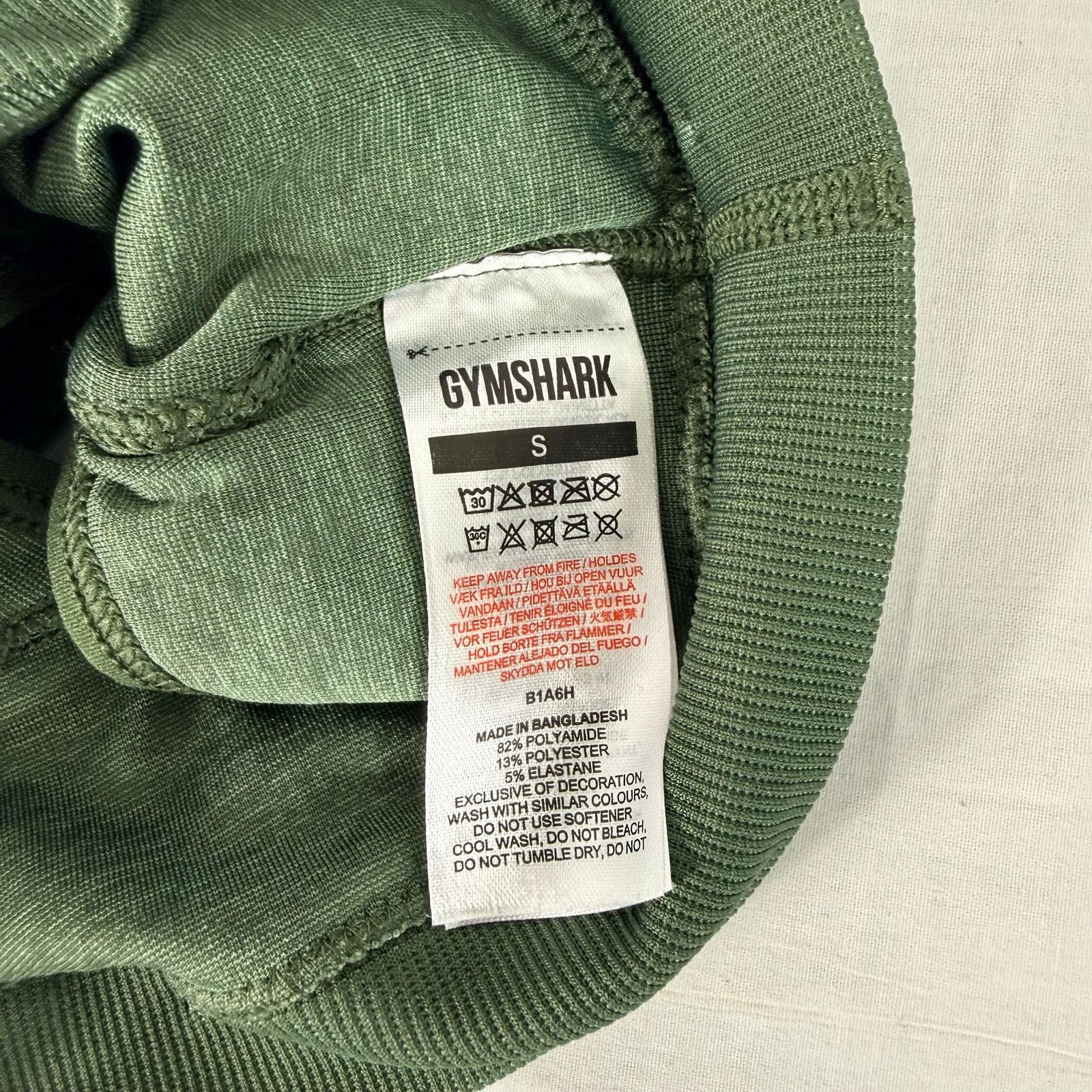 Gymshark Gymshark Adapt Camo Seamless Crossback SportsBra Green Small Size S / US 4 / IT 40 - 3 Thumbnail