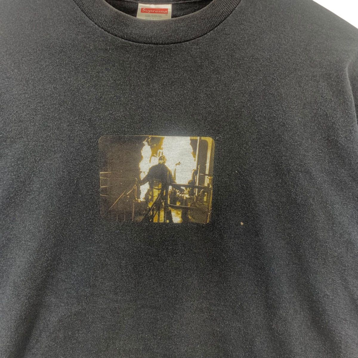 Supreme Vintage 1999 SUPREME x SSUR Man On Fire Tee Shirt Top Size US L / EU 52-54 / 3 - 5 Thumbnail