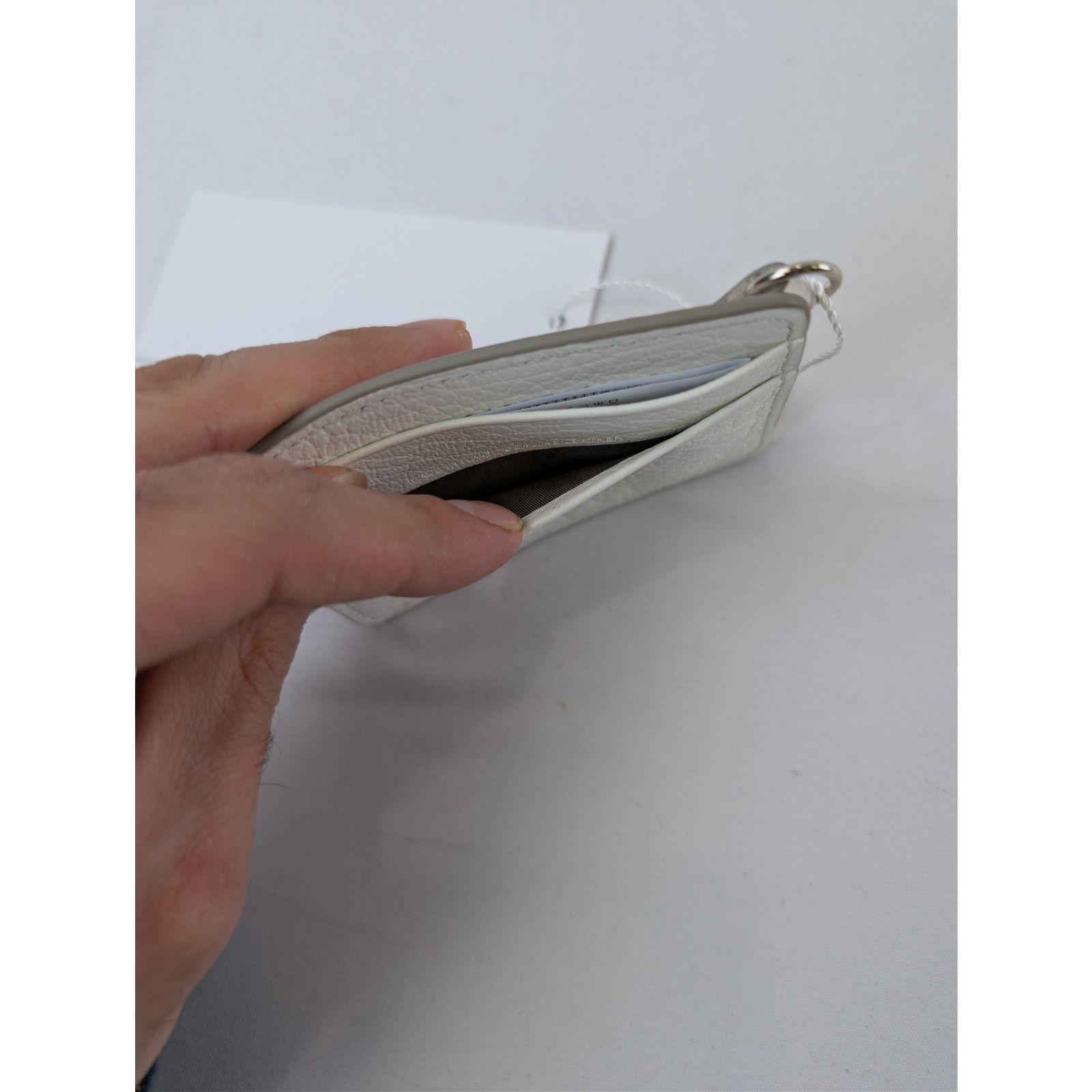 Maison Margiela o1rshd1 Size: OS/ Four Stitch Leather Card Holder in White Size ONE SIZE - 5 Thumbnail