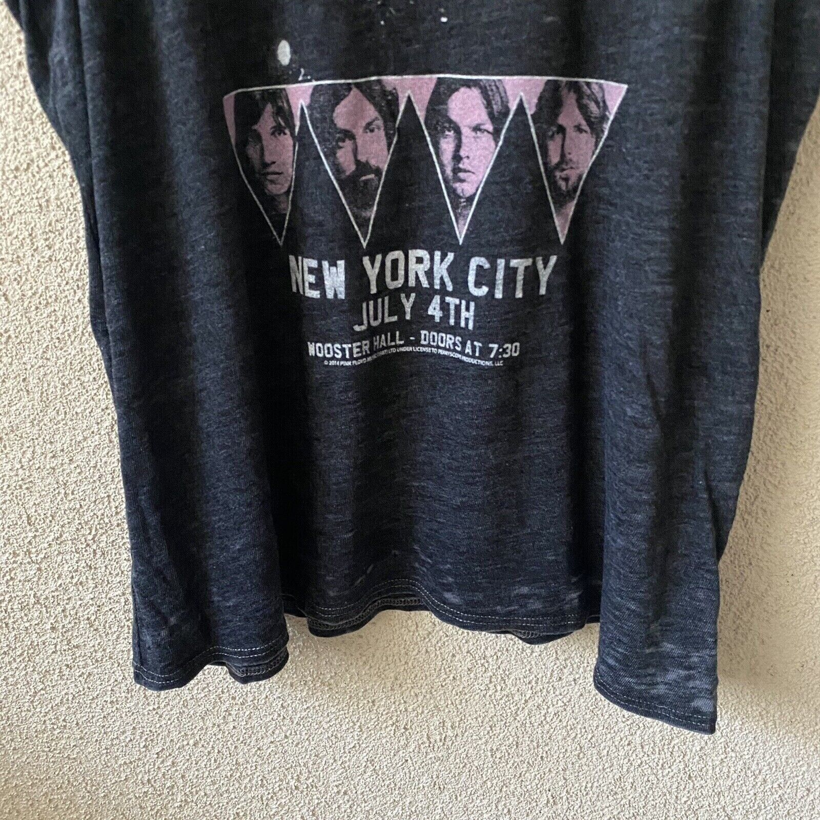 Chaser Brand NEW Chaser Black Burnout Pink Floyd Racer back Tank Top Grap Size S / US 4 / IT 40 - 5 Thumbnail