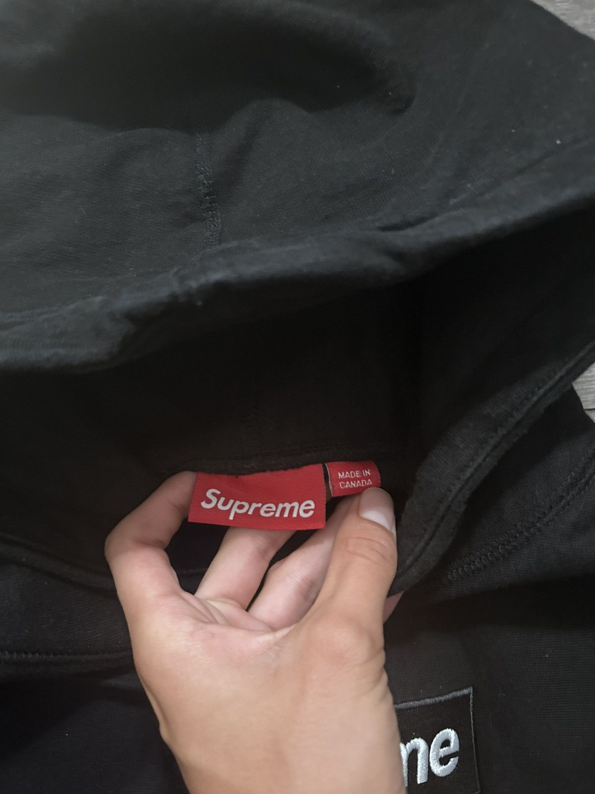 Supreme Supreme Black Box Logo FW25 Size US M / EU 48-50 / 2 - 2 Thumbnail