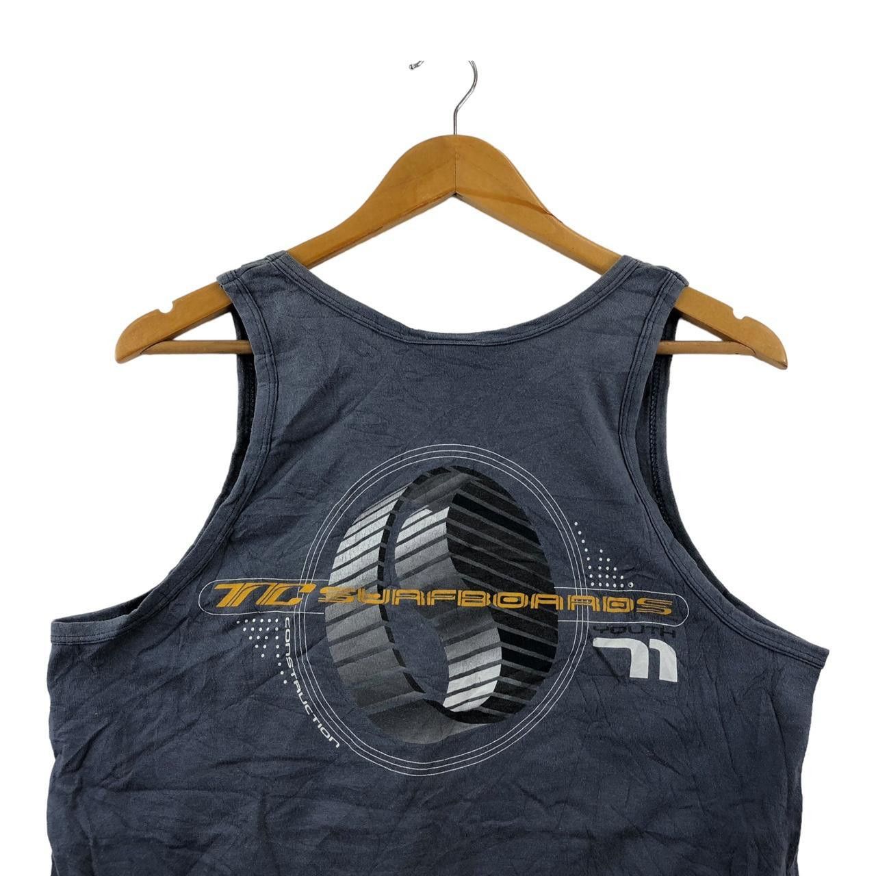 Vintage Vintage TOWN & COUNTRY T&C Surfboards Tank Top Tee Shirt Size US L / EU 52-54 / 3 - 5 Thumbnail