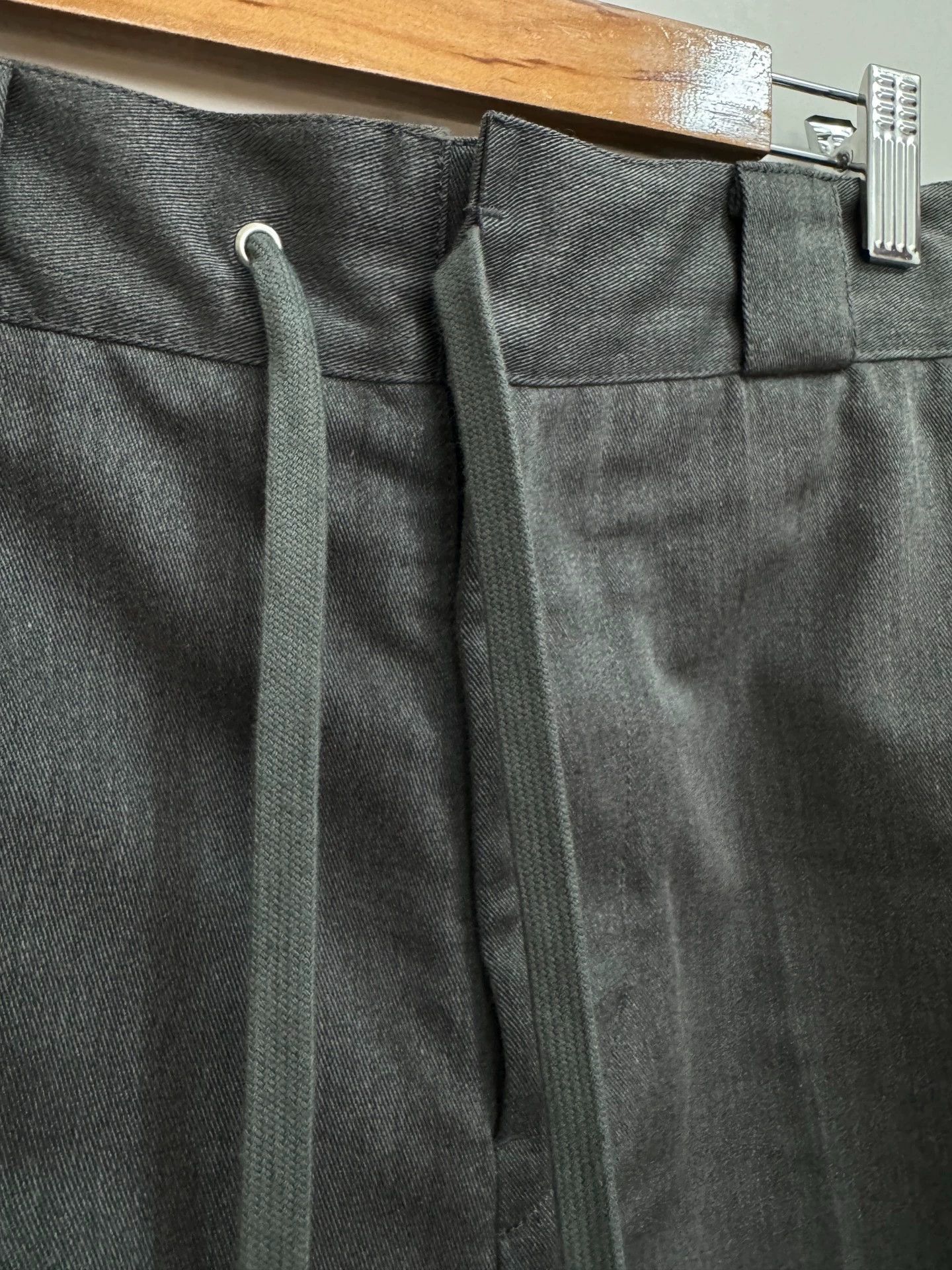Takahiromiyashita The Soloist. Takahiro Miyashita The Soloist slender fit size 46 Size US 30 / EU 46 - 7 Thumbnail