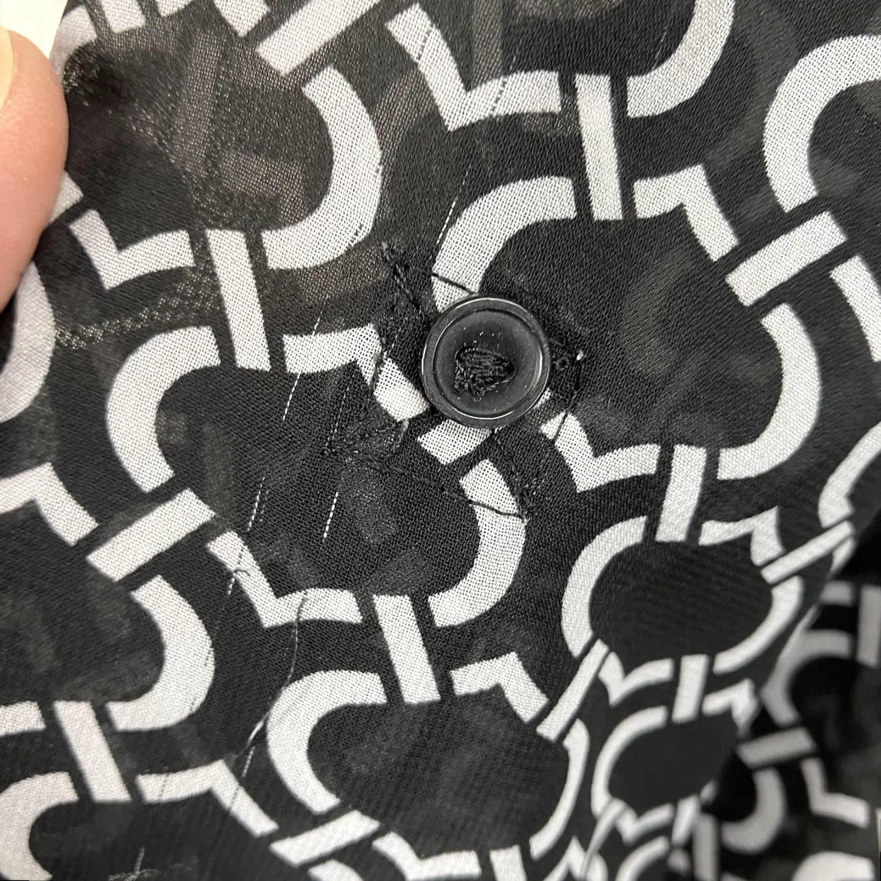 Vintage Lane Bryant Women’s Blouse Shirt 14 Black White Chain Designer Print Sheer Gothic Casual Long Sleeve Button Up Collared Breathable Polyester Modern Size XL / US 12-14 / IT 48-50 - 5 Thumbnail