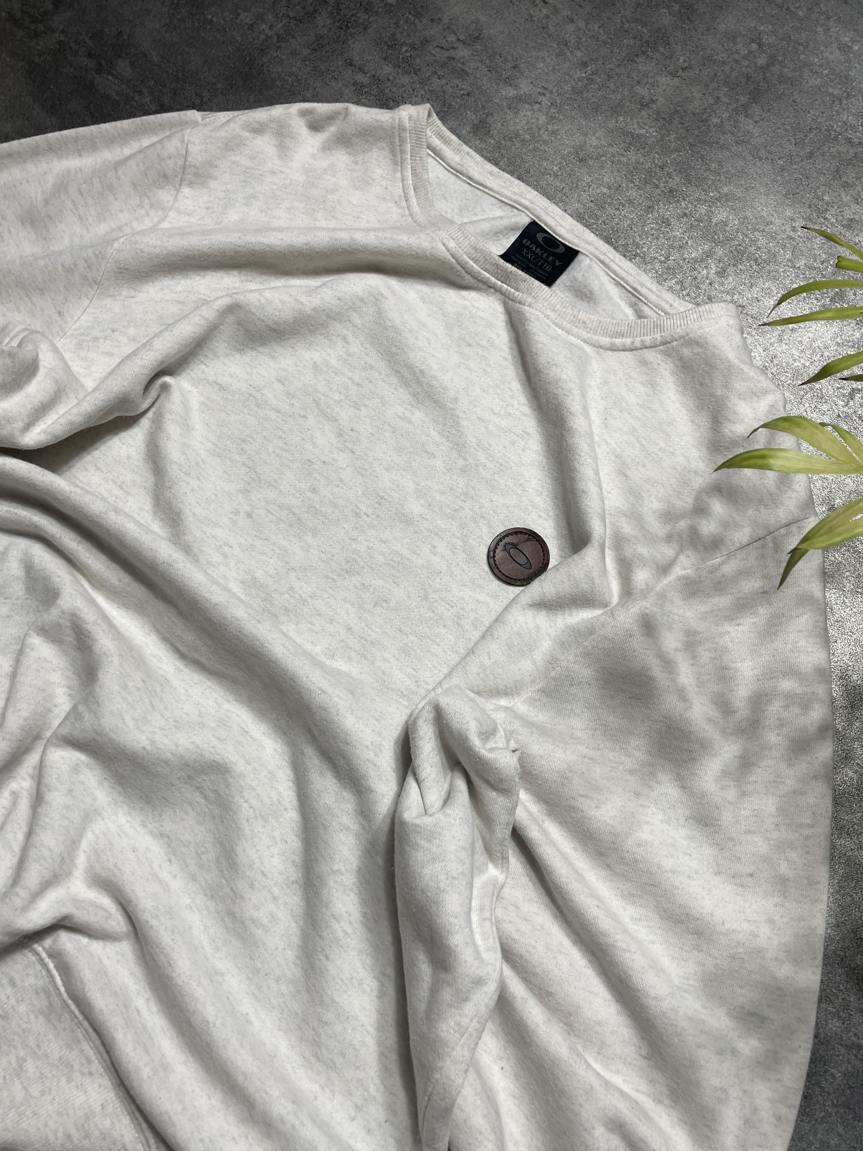 Oakley ❗️RARE❗️Oakley Vintage Y2K Boxy Fit Sweatshirt Crewneck Cozy Size US XXL / EU 58 / 5 - 3 Thumbnail