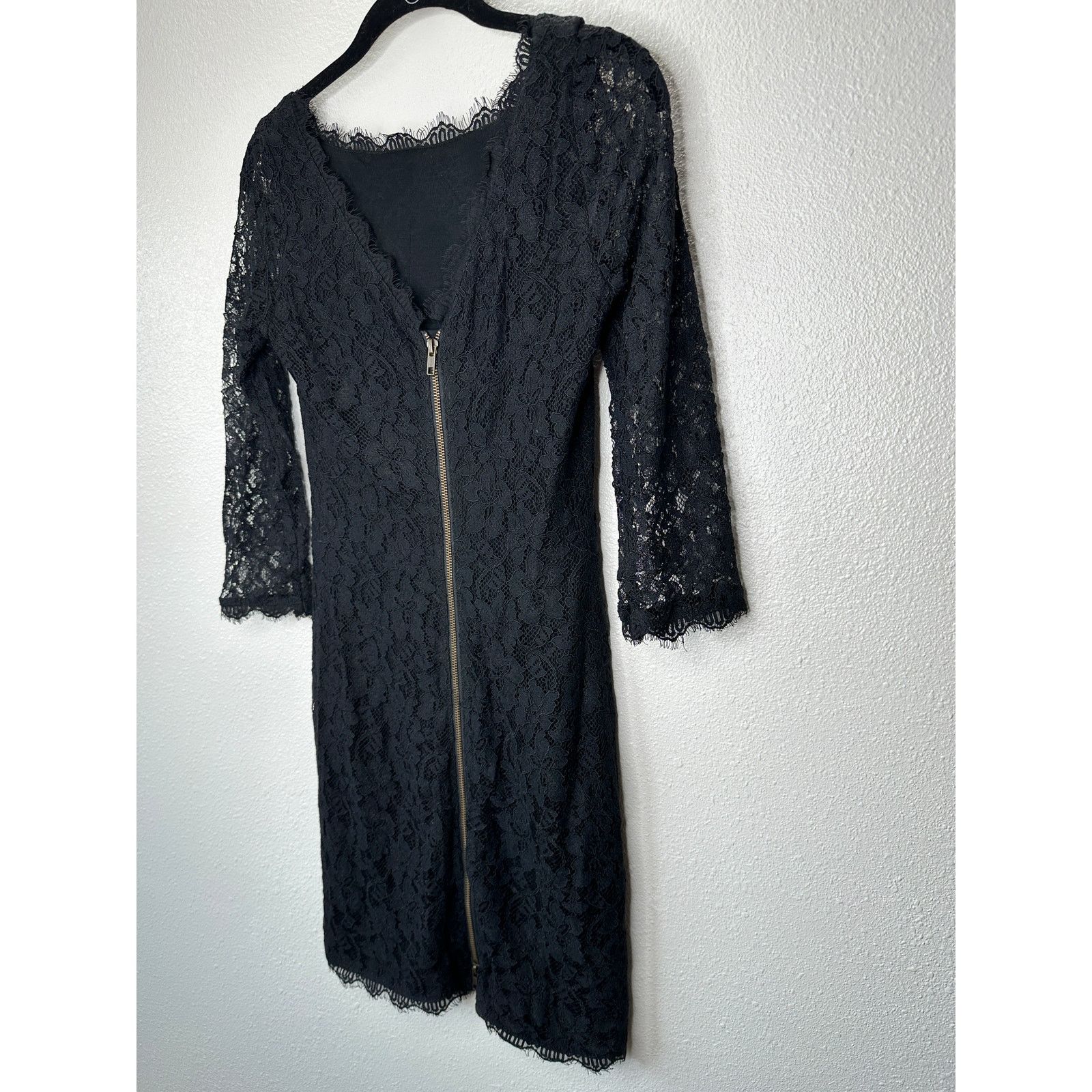 Diane von Furstenberg Black Zarita Stretch Lace Shift Dress