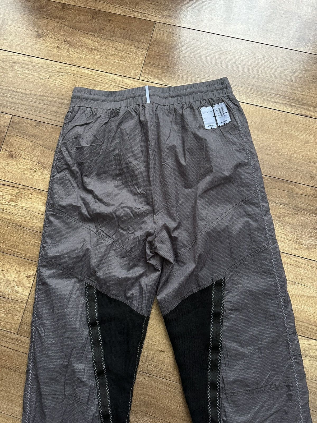 MCQ MCQ Alexander McQueen Track Nylon Parachute Pants Size US 34 / EU 50 - 3 Thumbnail