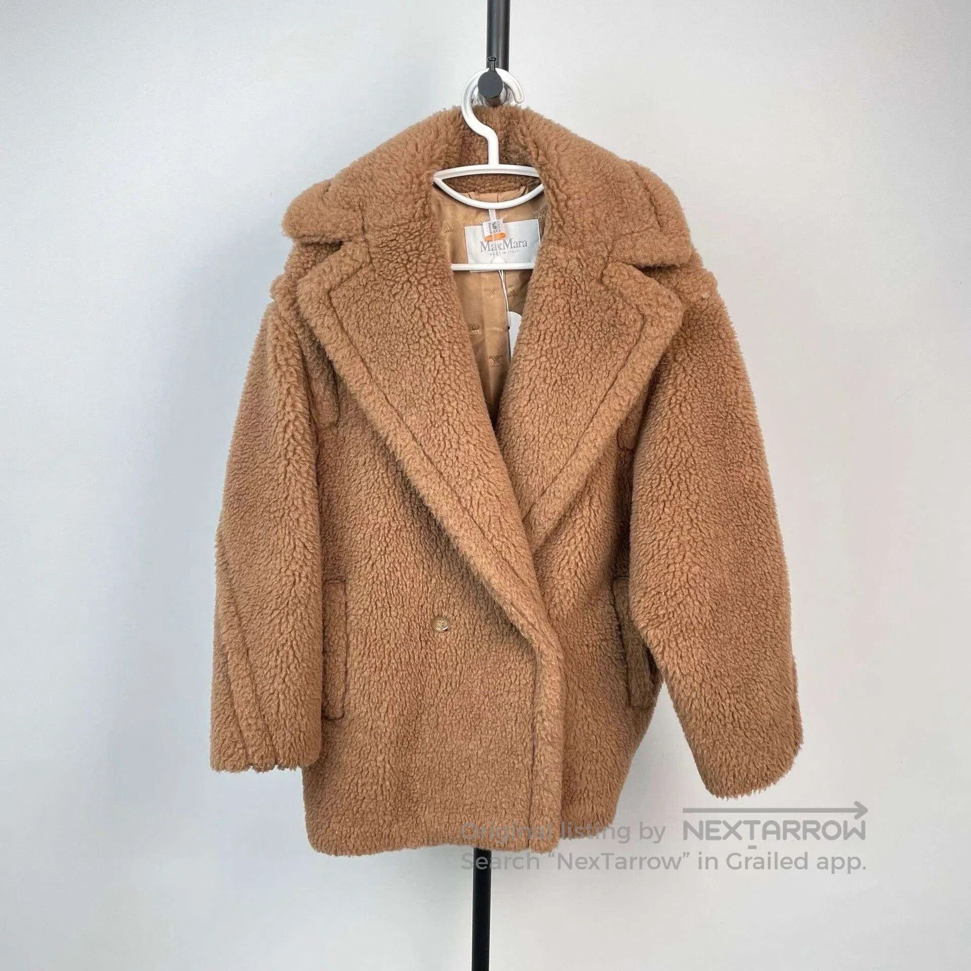 Max Mara MaxMara DRAMMA Camel Teddy Short Coat. Size S / US 4 / IT 40 - 1 Thumbnail