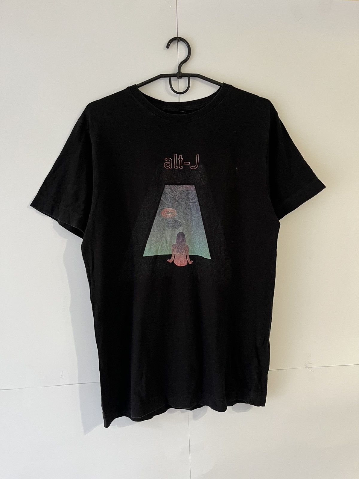 Band Tees Alt-J Tour 2018 Hype Music Cotton Band Tee Shirt Size US S / EU 44-46 / 1 - 1 Thumbnail
