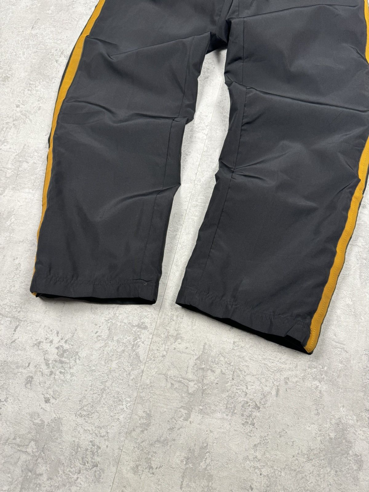 Nike Vintage Nike Y2K Streetwear Sportswear Track Pants Size M Size US 32 / EU 48 - 4 Thumbnail