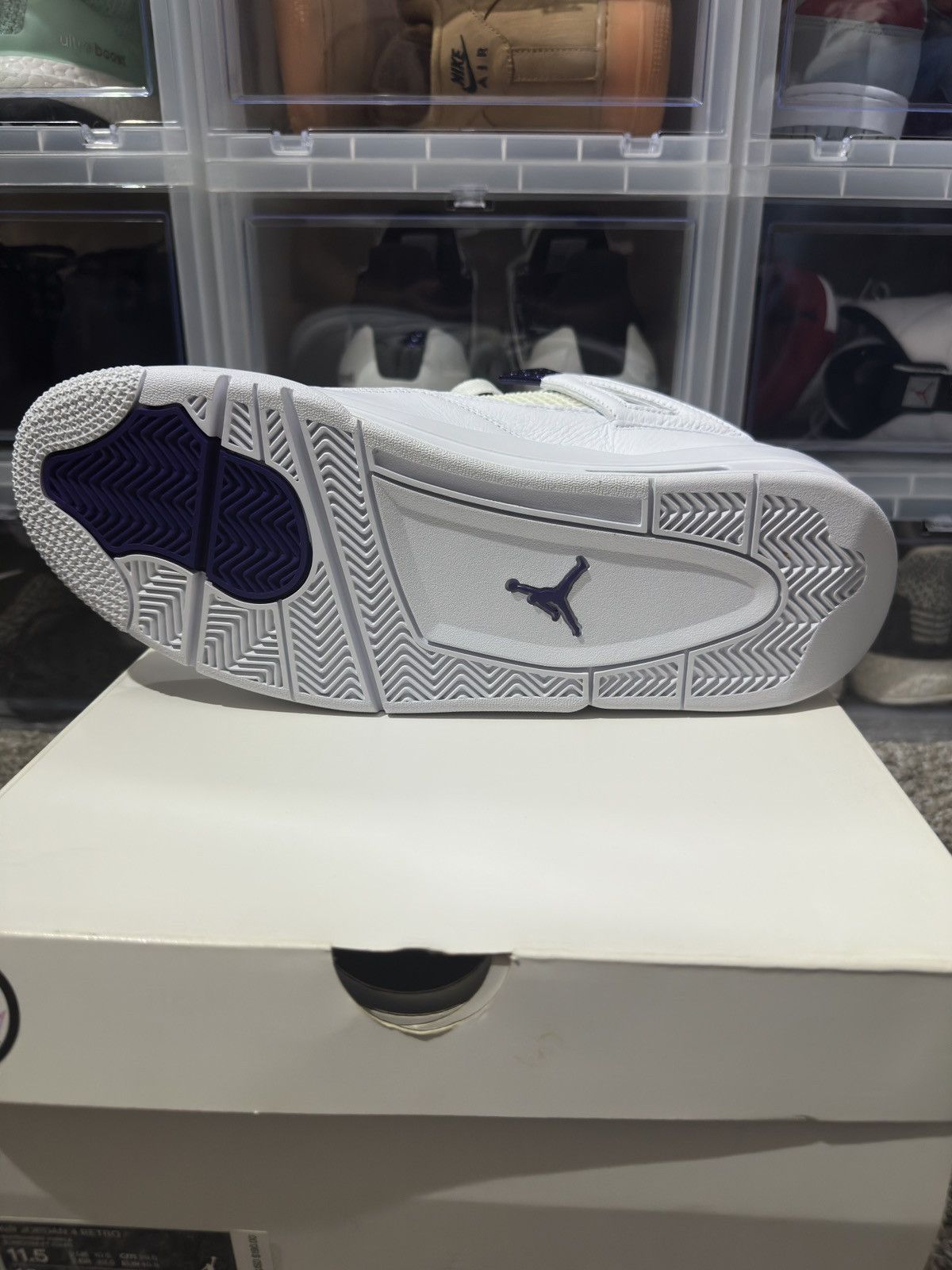 Jordan Brand Air Jordan Retro 4 Metallic Purple 11.5 Size US 11.5 / EU 44-45 - 12 Thumbnail
