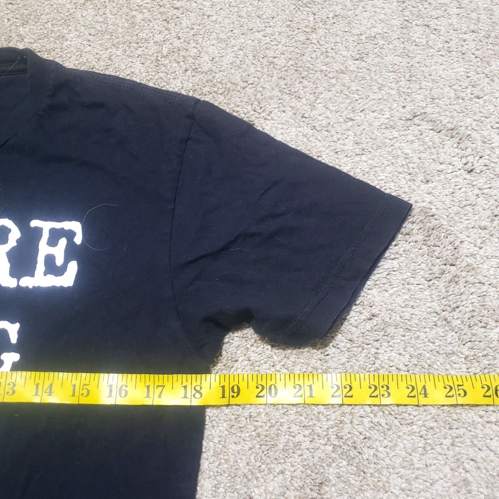 Vintage Christian Shirt Mens Medium Black T Shirt You Are Strong Fearless Enough Psalm 46:5 Size US M / EU 48-50 / 2 - 5 Thumbnail