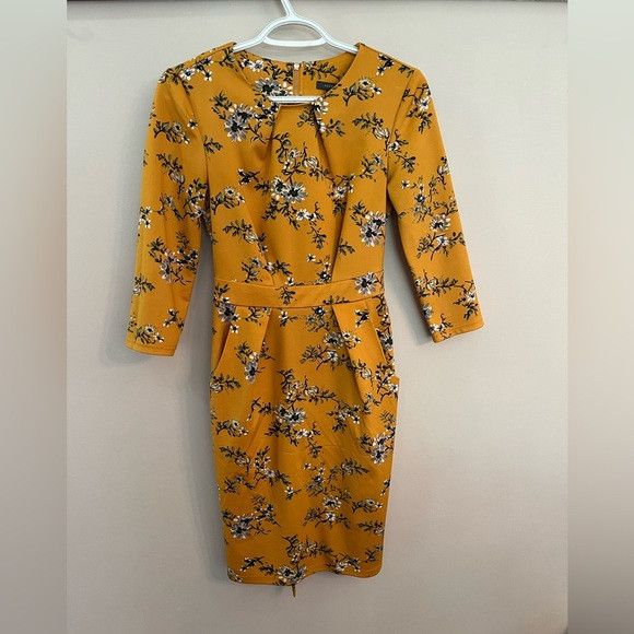 Other Yellow floral dress size small Size S / US 4 / IT 40 - 1 Thumbnail