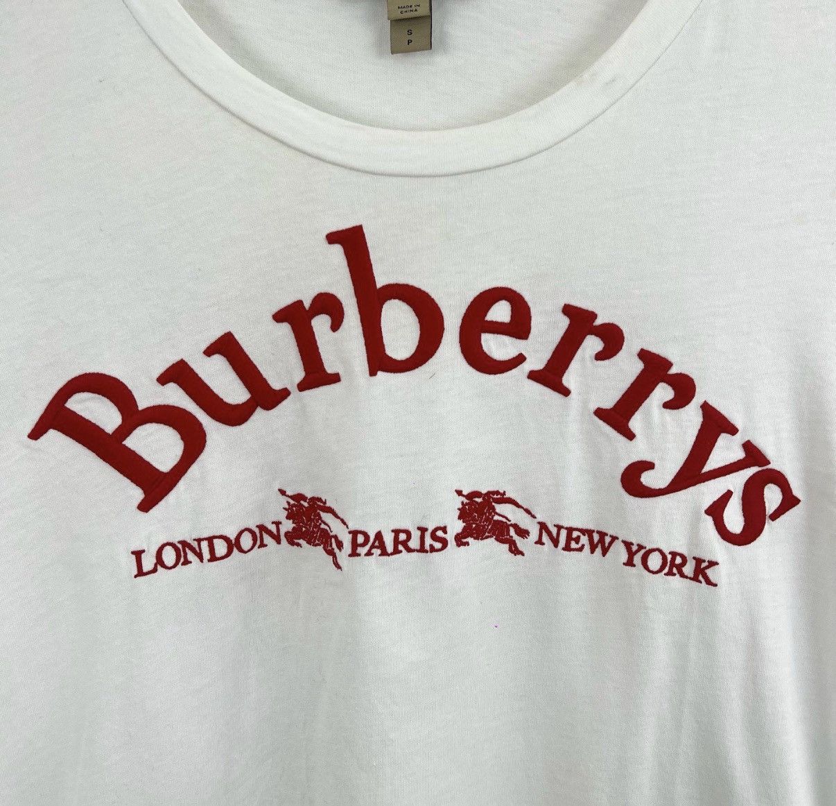 Burberry Burberry / Classic White Short Sleeve T-shirt K12 Size US S / EU 44-46 / 1 - 5 Thumbnail