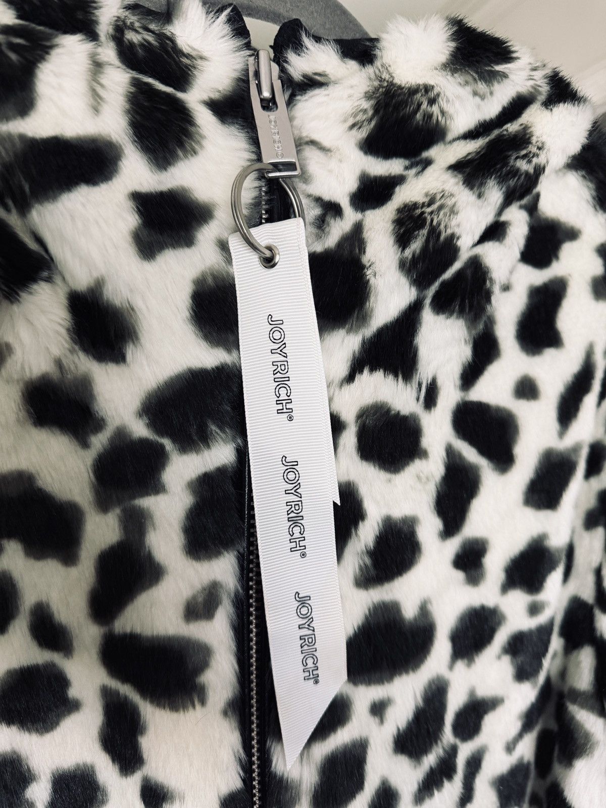 Joyrich Joyrich Snow Leopard Faux Fur Hooded Bomber Size US M / EU 48-50 / 2 - 6 Thumbnail