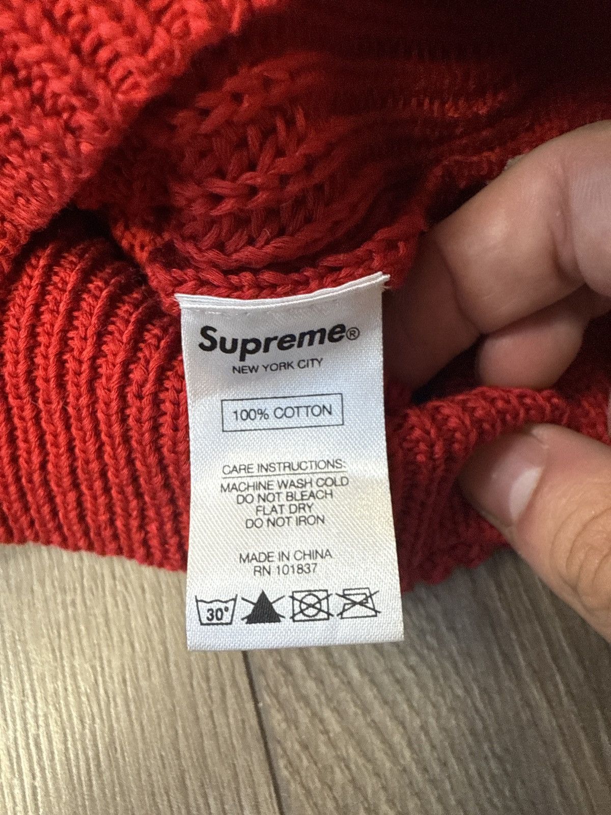 Comme des Garcons × Supreme Comme des garcons supreme sweater red large rare Size US L / EU 52-54 / 3 - 4 Thumbnail