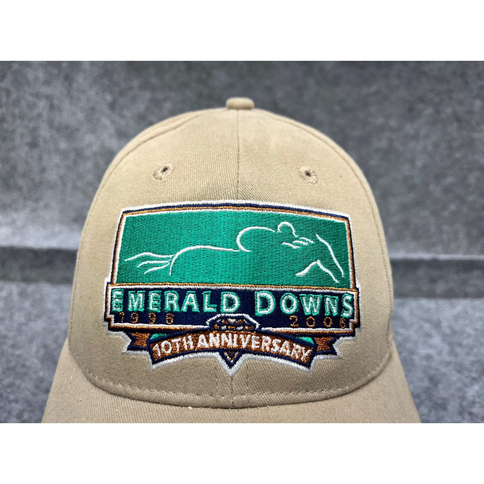 Vintage VINTAGE Emerald Downs 10th Anniversary Hat Cap Strap Back Adult One Size Beige Cotton Size ONE SIZE - 2 Thumbnail