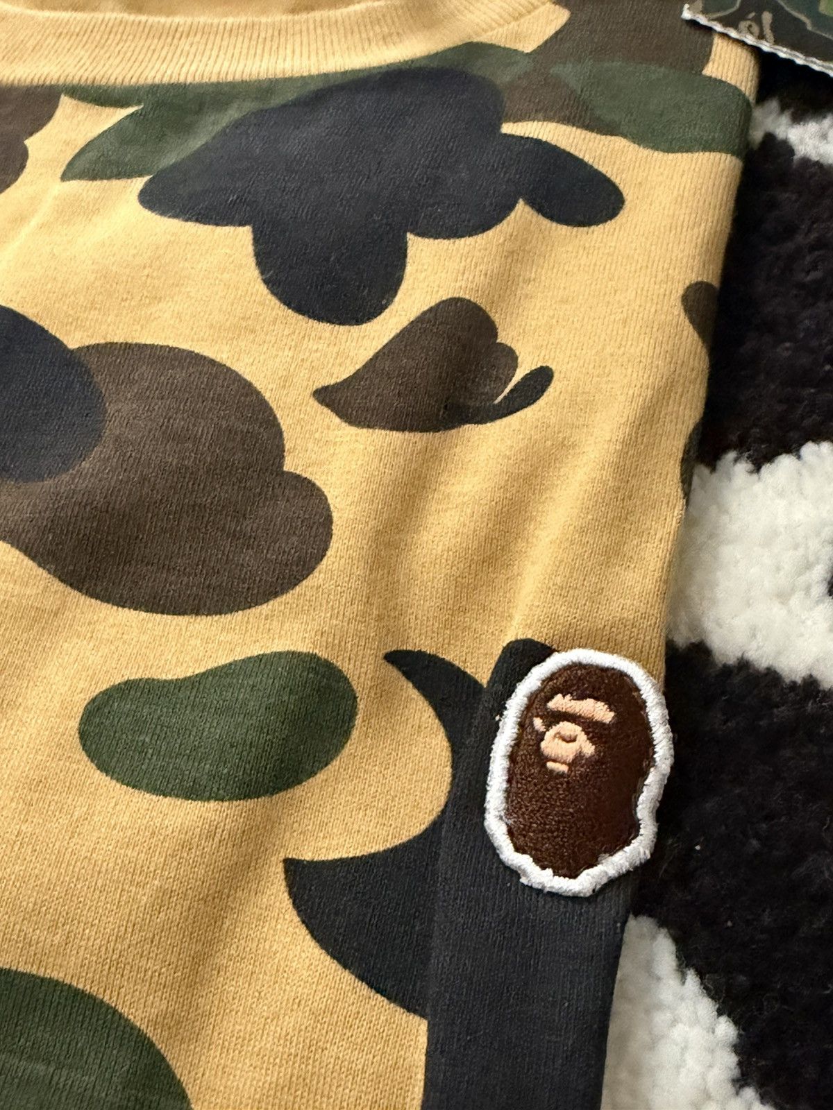 Bape Bape Yellow Camo One point Tee size XL Small defect Size US XL / EU 56 / 4 - 1 Thumbnail