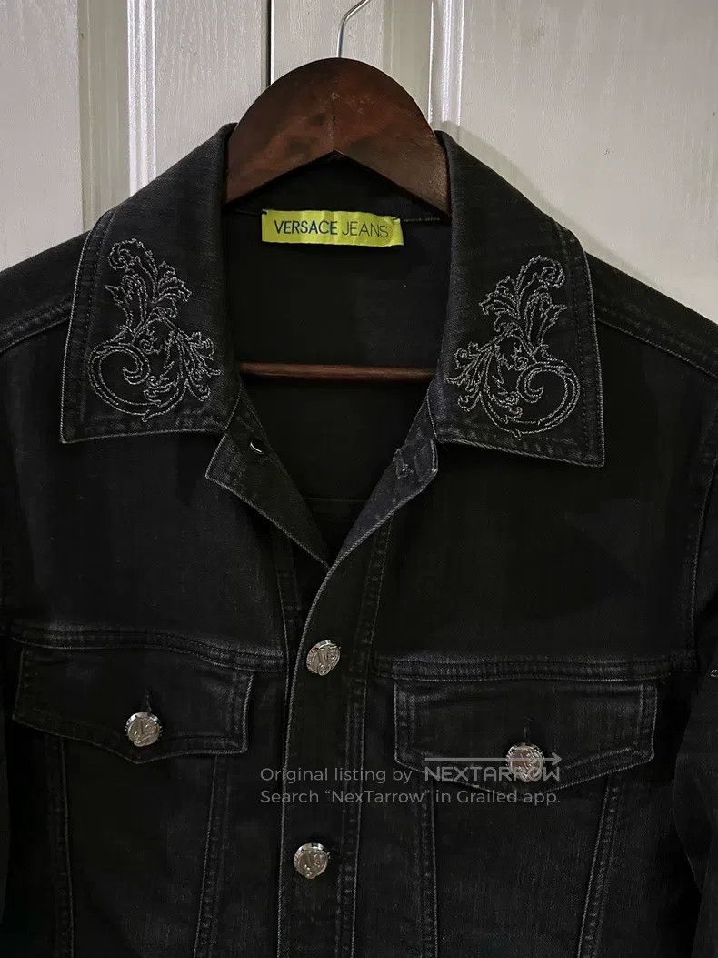 Versace Versace Silver thread embroidered baroque shadow pattern d Size US S / EU 44-46 / 1 - 3 Thumbnail