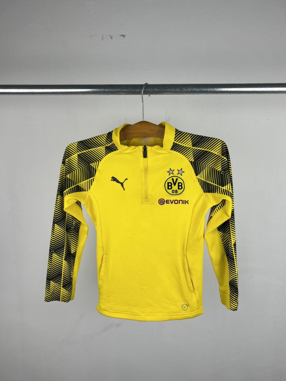 Puma Puma Borussia Dortmund Longsleeve Top Size S / US 4 / IT 40 - 1 Thumbnail