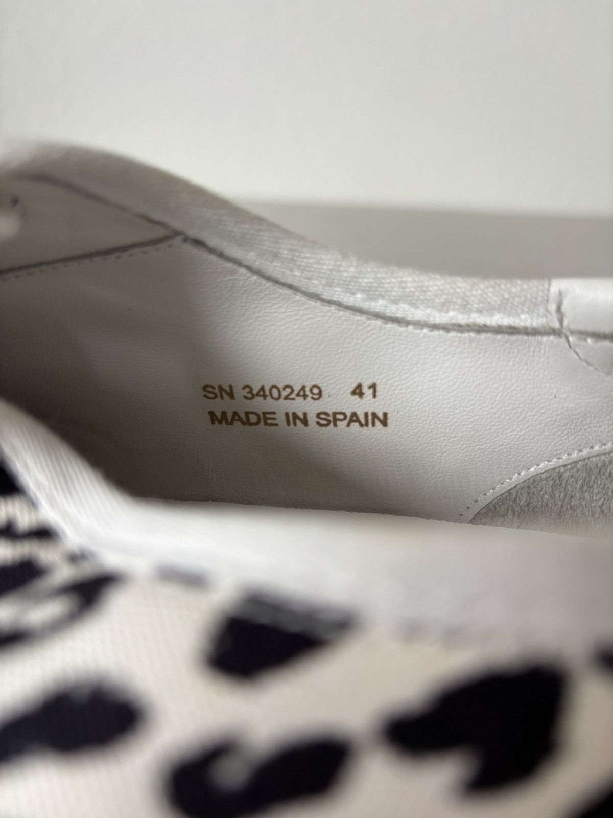 Saint Laurent Paris Saint Laurent Skate Baby Cat EU 41 Size US 8 / EU 41 - 7 Thumbnail