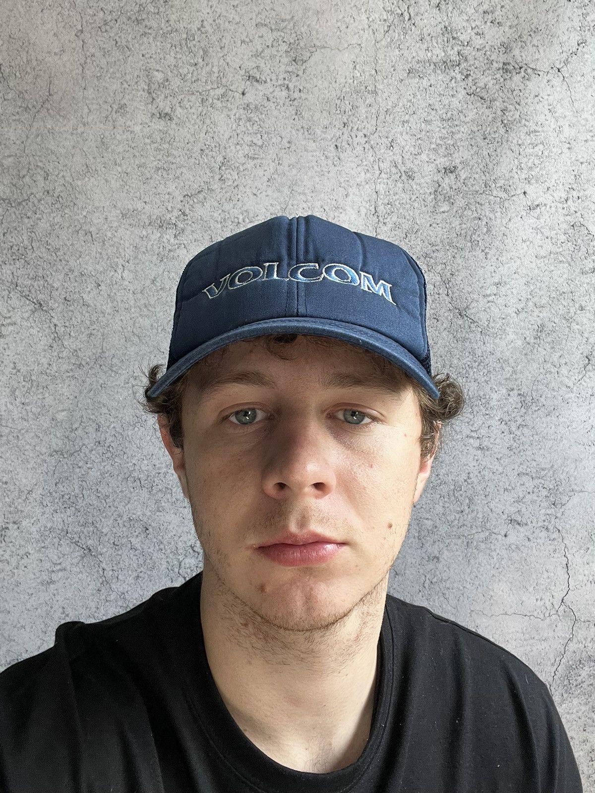 Volcom Volcom Vintage Trucker Cap Blue One Size Made In Korea Size ONE SIZE - 1 Thumbnail