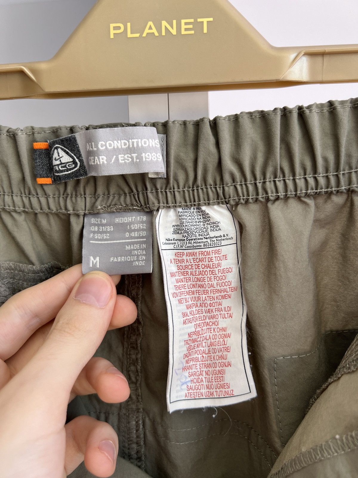 Nike × Nike ACG × Vintage Vintage Nike Acg LandRover Shorts Size US 31 - 10 Thumbnail