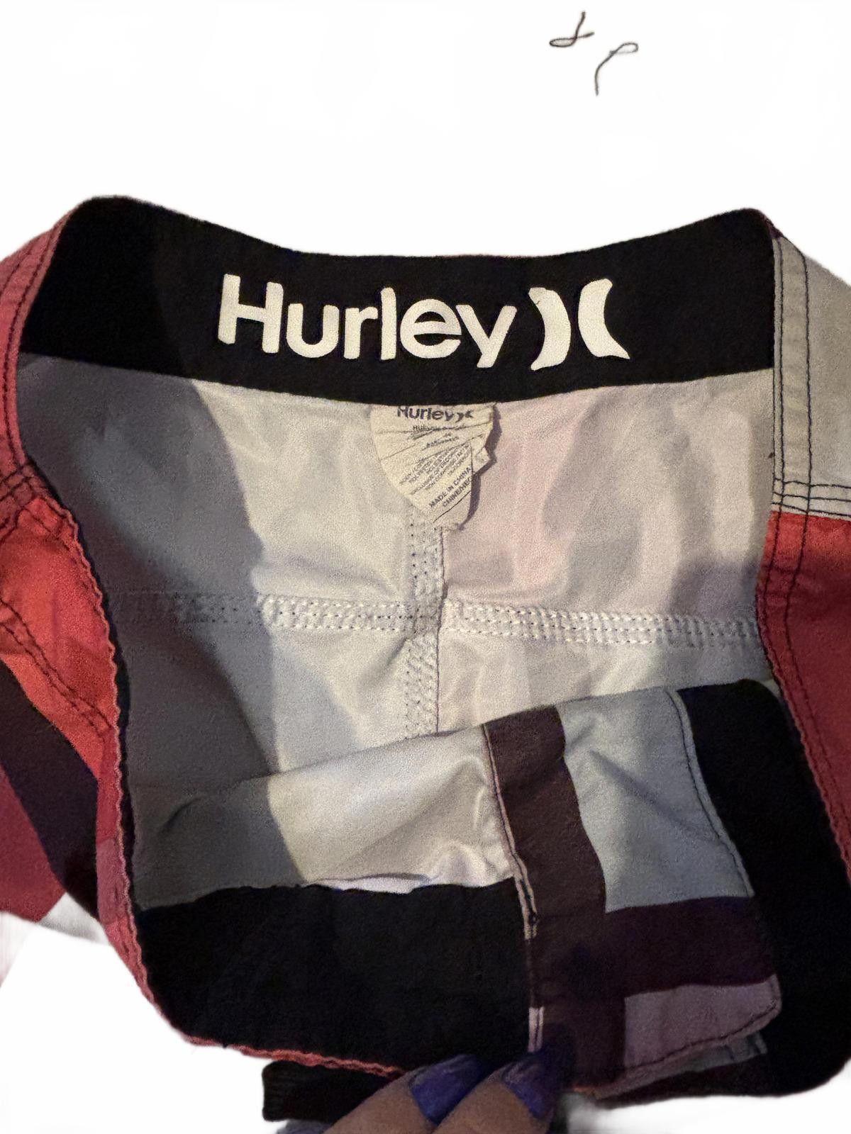 Hurley Y2K Hurley Men's Board Shorts Red and Gray Plaid Swim Trunks Size US 32 / EU 48 - 4 Thumbnail