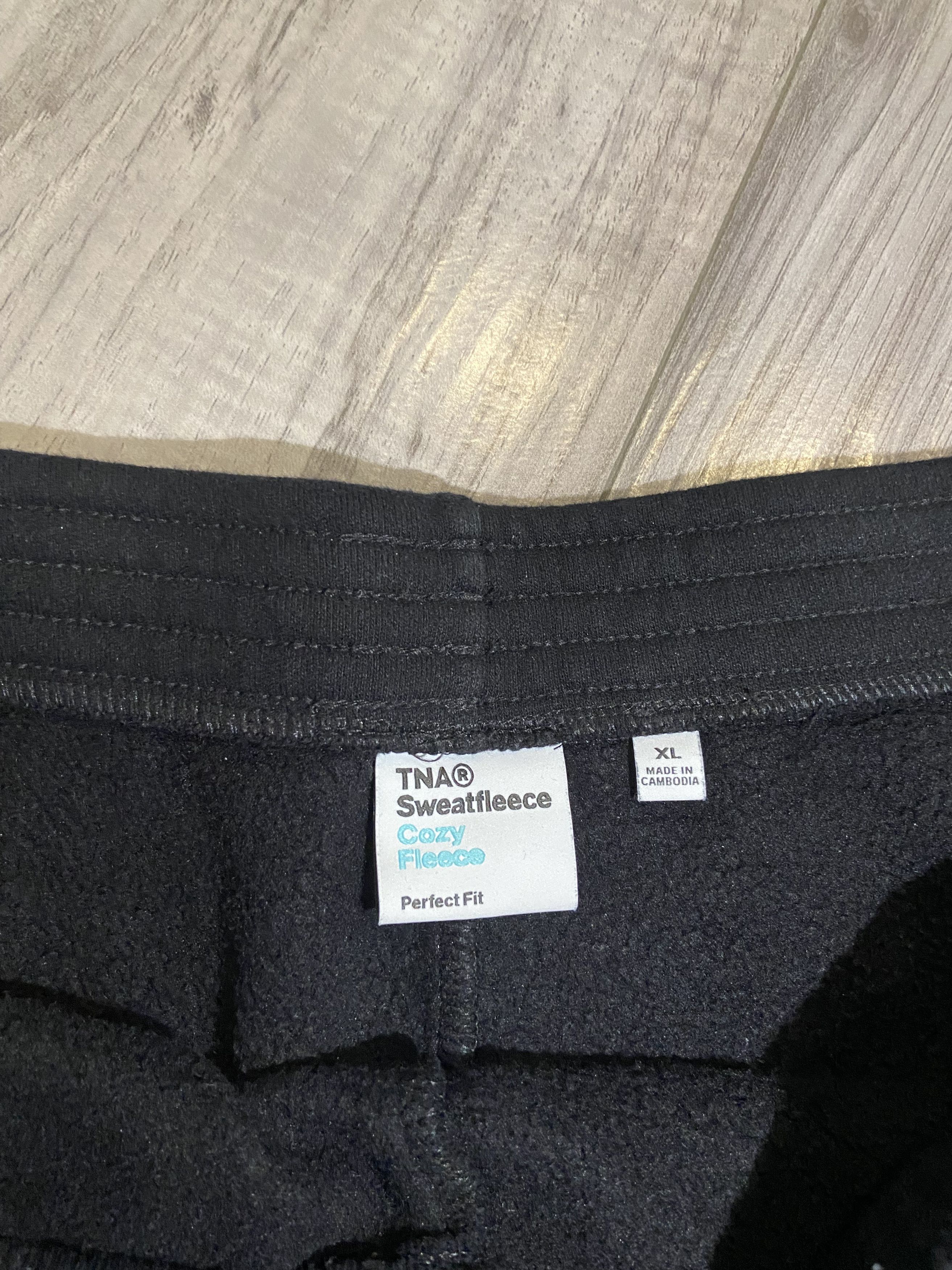 Aritzia × TNA ARITZIA JOGGER SHORTS Size 38" / US 16 / IT 52 - 4 Thumbnail