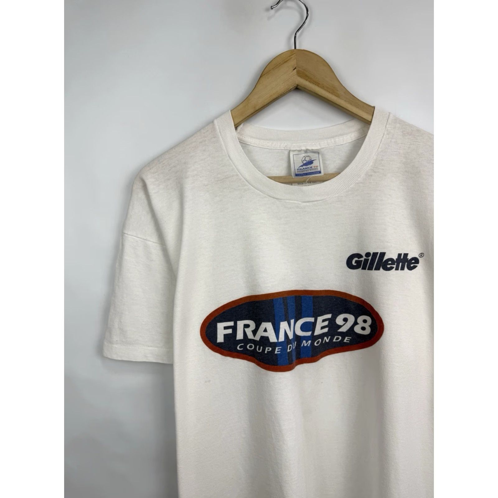 Vintage VINTAGE FIFA World Cup France 1998 Gillette T-Shirt White L Men Sports Fans Shirt Size US M / EU 48-50 / 2 - 3 Thumbnail