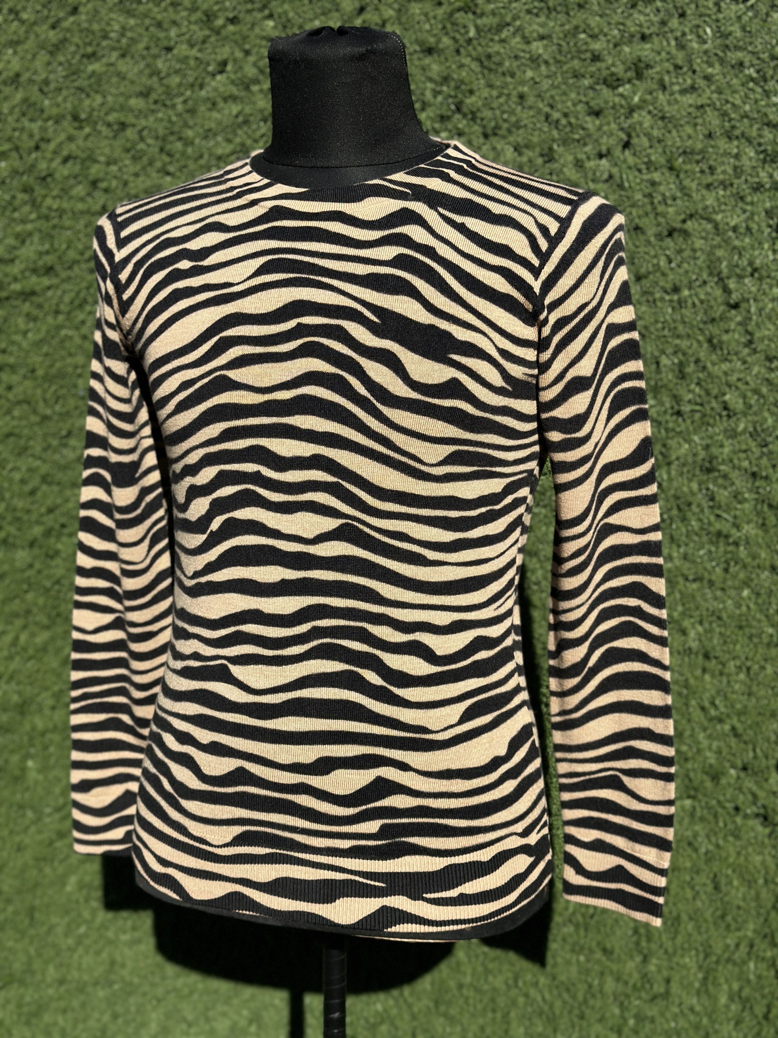 Akris Akris Punto Wool Zebra Knit Sweater Size US 4 EU 36 40 IT Size S / US 4 / IT 40 - 8 Thumbnail