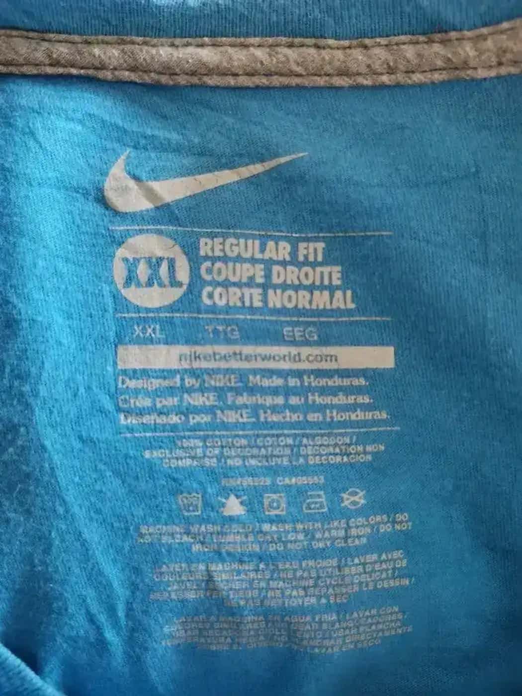 Nike Vintage Nike T Shirt Size US XXL / EU 58 / 5 - 4 Thumbnail