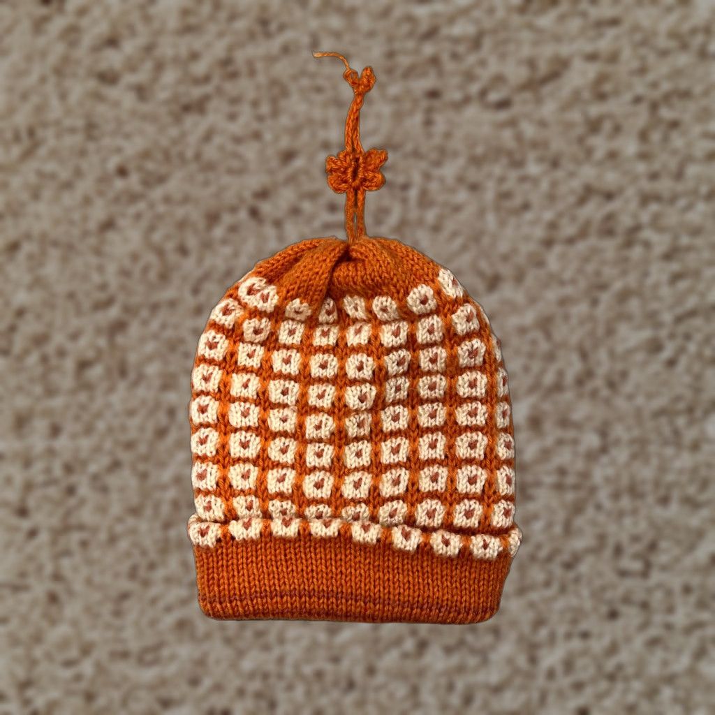 Vintage Handmade Beanie Toque Womens One Size Orange Crochet Knit Acrylic Flower Top - Hat - Women - Beanie - Orange - Crochet - Acrylic Knit - One Size Size ONE SIZE - 1 Thumbnail
