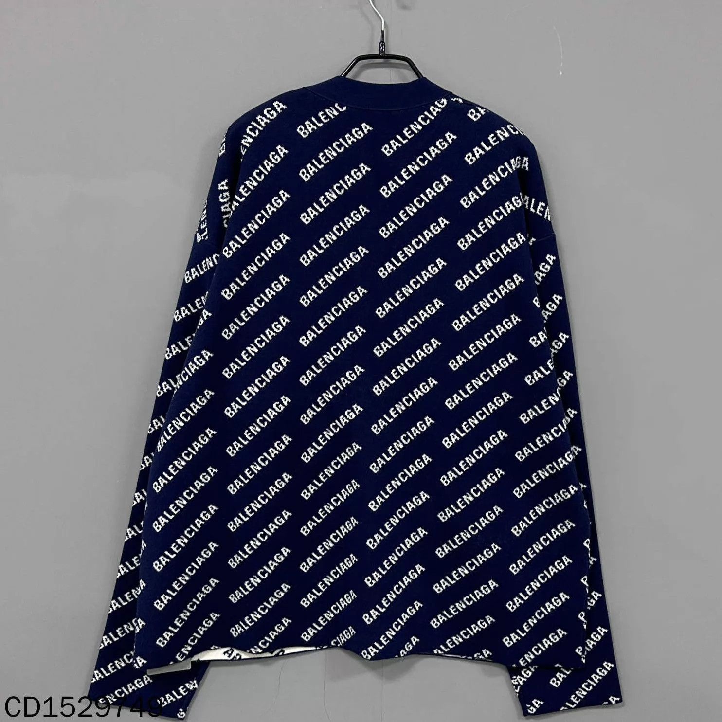 Balenciaga Balenciaga All-Over Logo Cardigan Size 2 Size US M / EU 48-50 / 2 - 3 Thumbnail