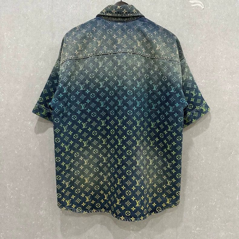 Louis Vuitton Louis Vuitton Logo Embroidered Gradient Denim Short Sleeve Size US M / EU 48-50 / 2 - 2 Thumbnail