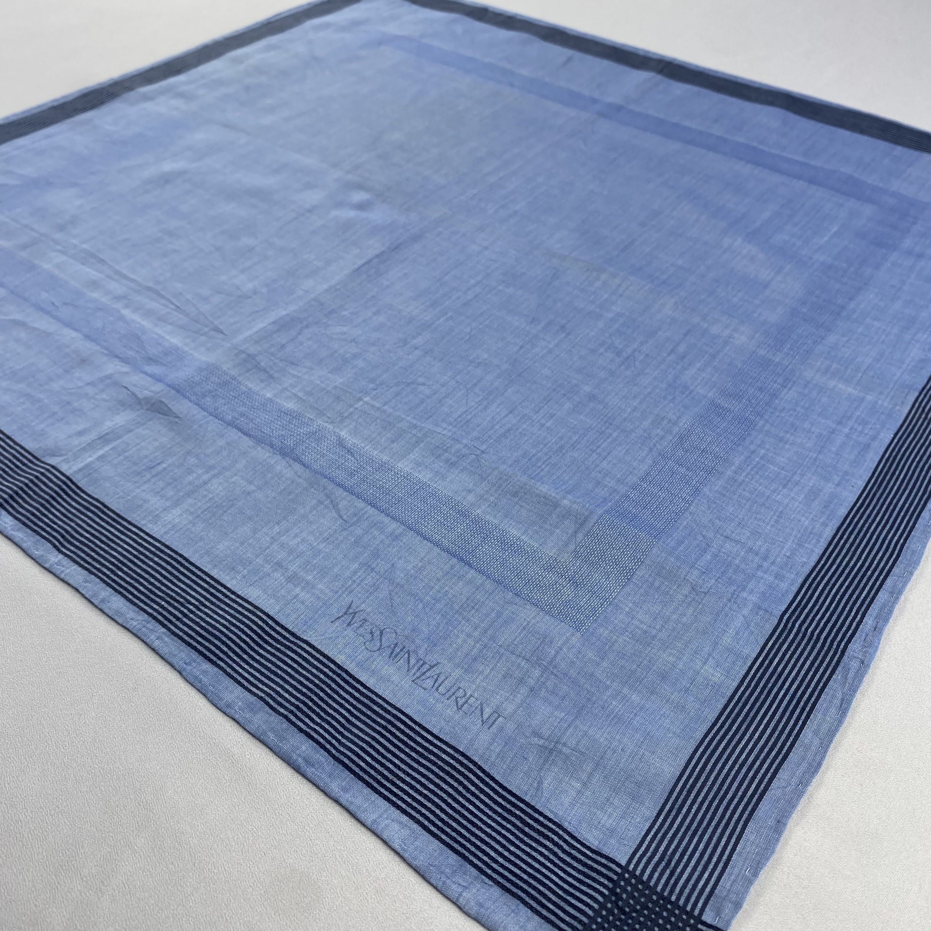 Vintage Yves Saint Laurent Bandana/ Handkerchief / Neckerchief-P1809 Size ONE SIZE - 2 Thumbnail