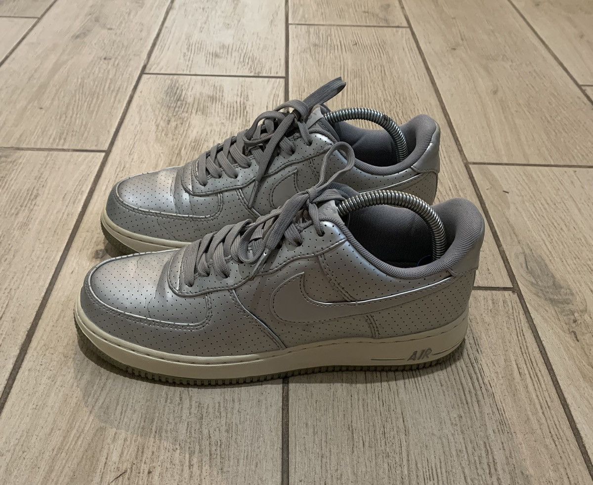 Nike × Vintage Nike Air Force 1 AF1 LV8 Low Olympic Metallic Silver Size US 8 / EU 41 - 4 Thumbnail